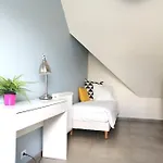 De L'alisier - - *