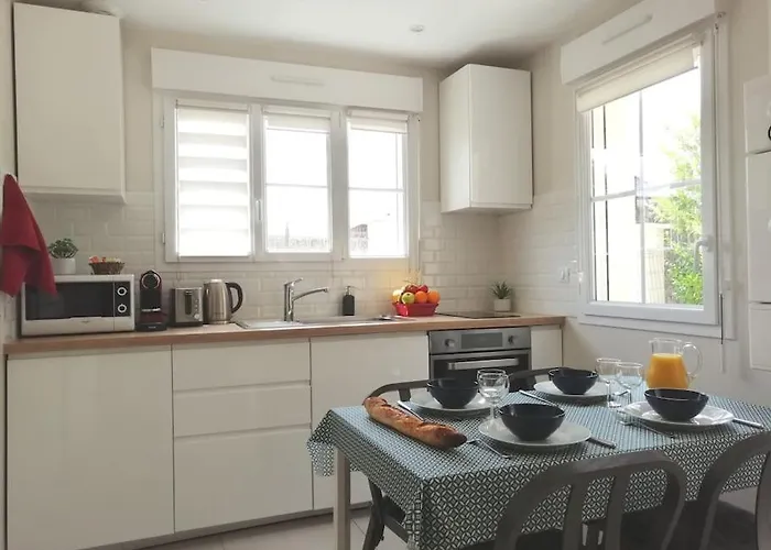 Holiday home De L'alisier - - Rambouillet